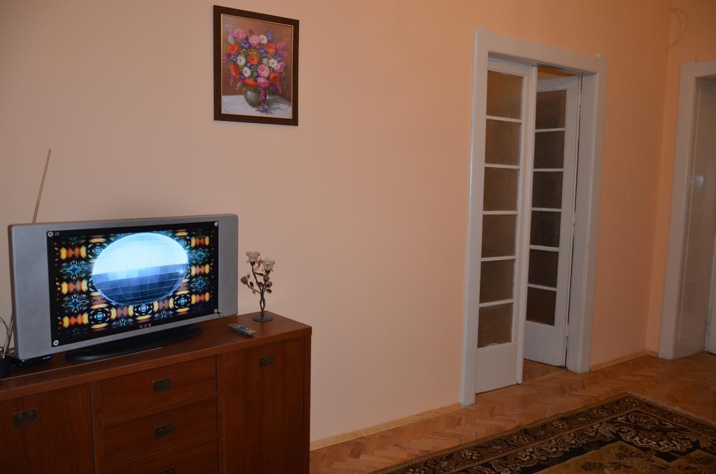 Apartment Viatores Львов Экстерьер фото